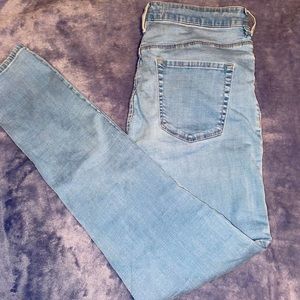 Super high rise skinny jeans 👖3/$20👖